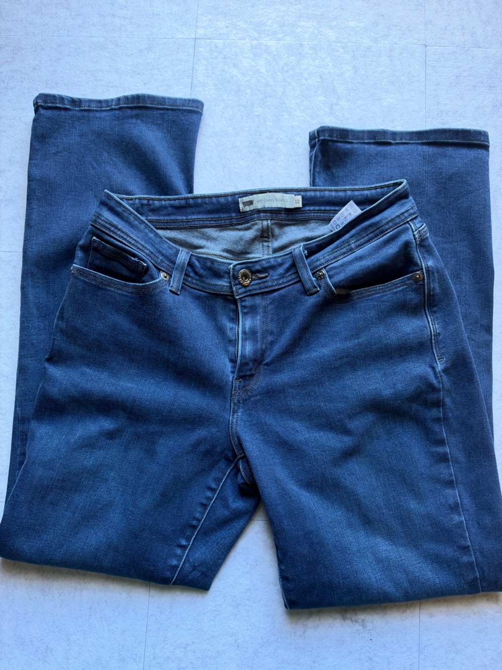 Women’s 529 Bootcut Levi Jeans Size 12 W31L32